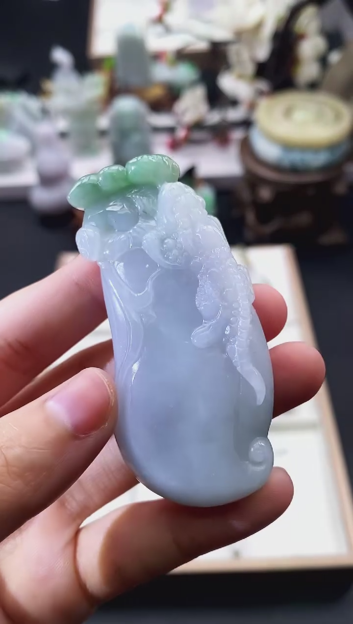 翡翠未镶嵌颈饰天然缅甸A货翡翠