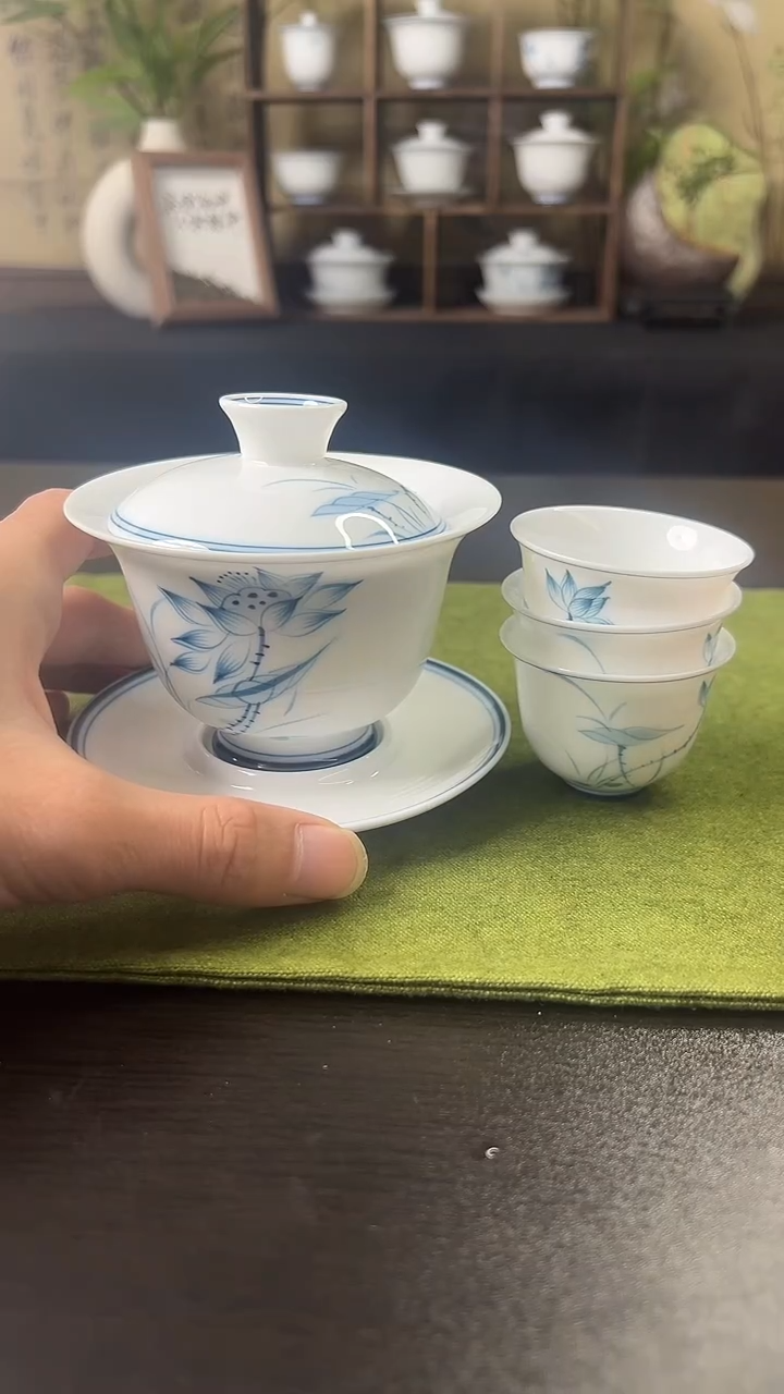 荷花盖碗+壶承+3客杯