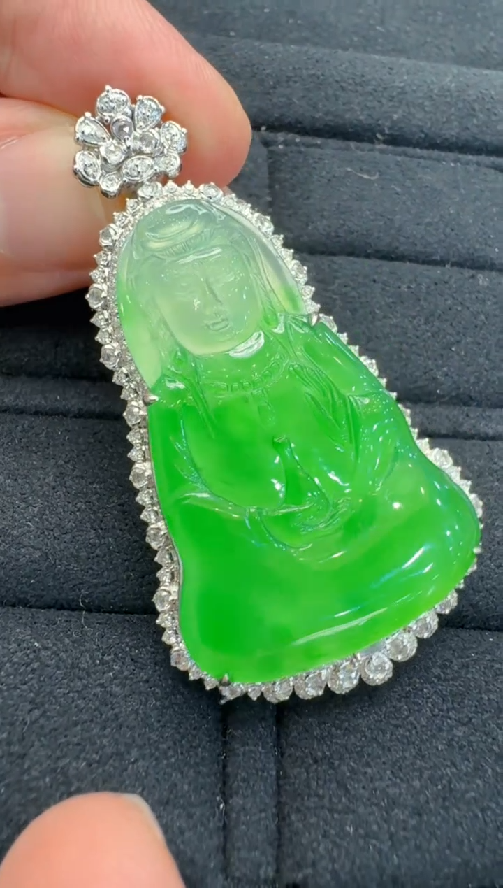 【闪购商品】翡翠吊坠(不含链)18K金镶嵌多样性团购发一件