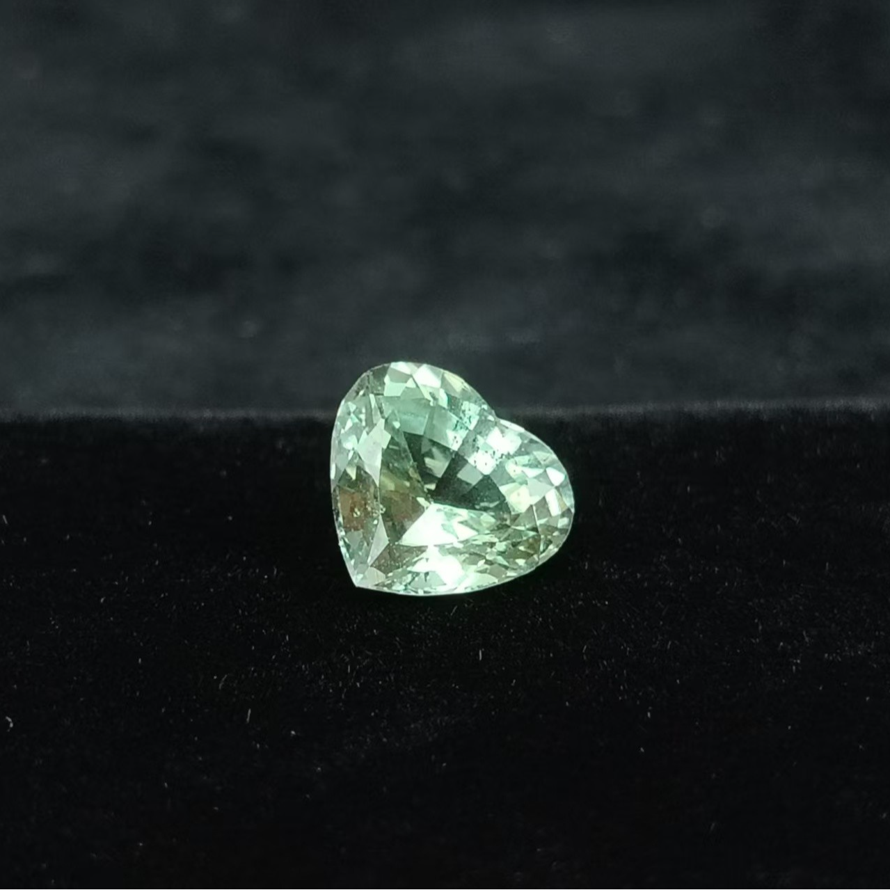 培育蓝宝石#6.37ct薄荷绿色心形11.7*10.6高精切裸石支持双检