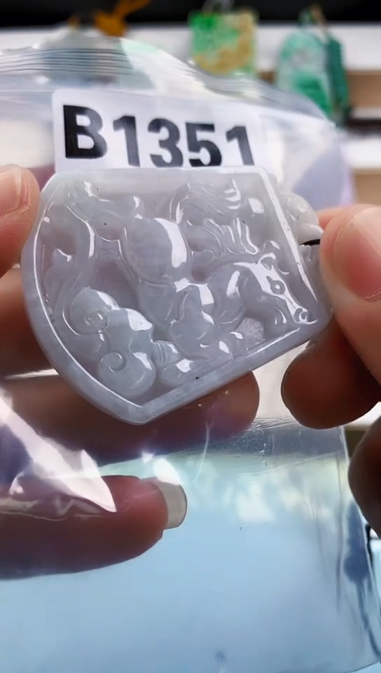 翡翠未镶嵌颈饰天然翡翠吊坠挂件