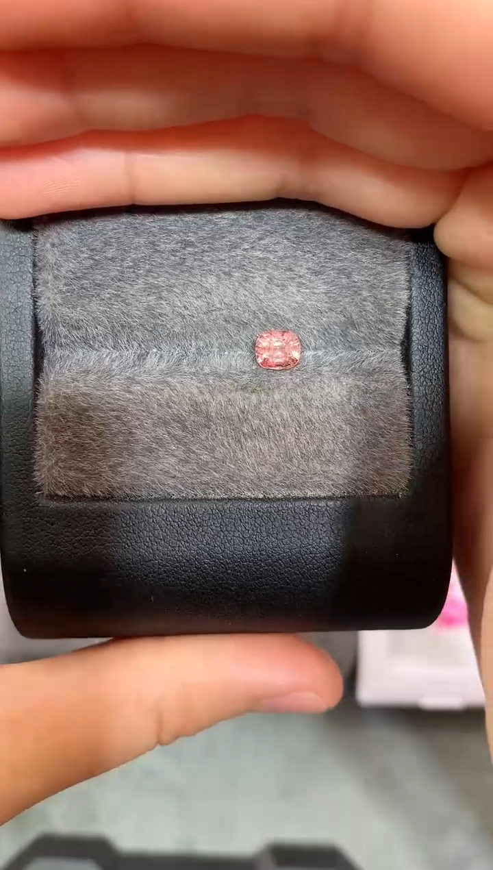 【闪购商品】定制尖晶石裸石未镶嵌枕型 香槟色调 0.71ct