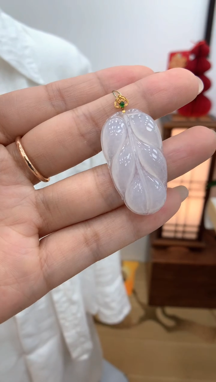 【闪购商品】翡翠颈饰18K金镶嵌叶子吊坠