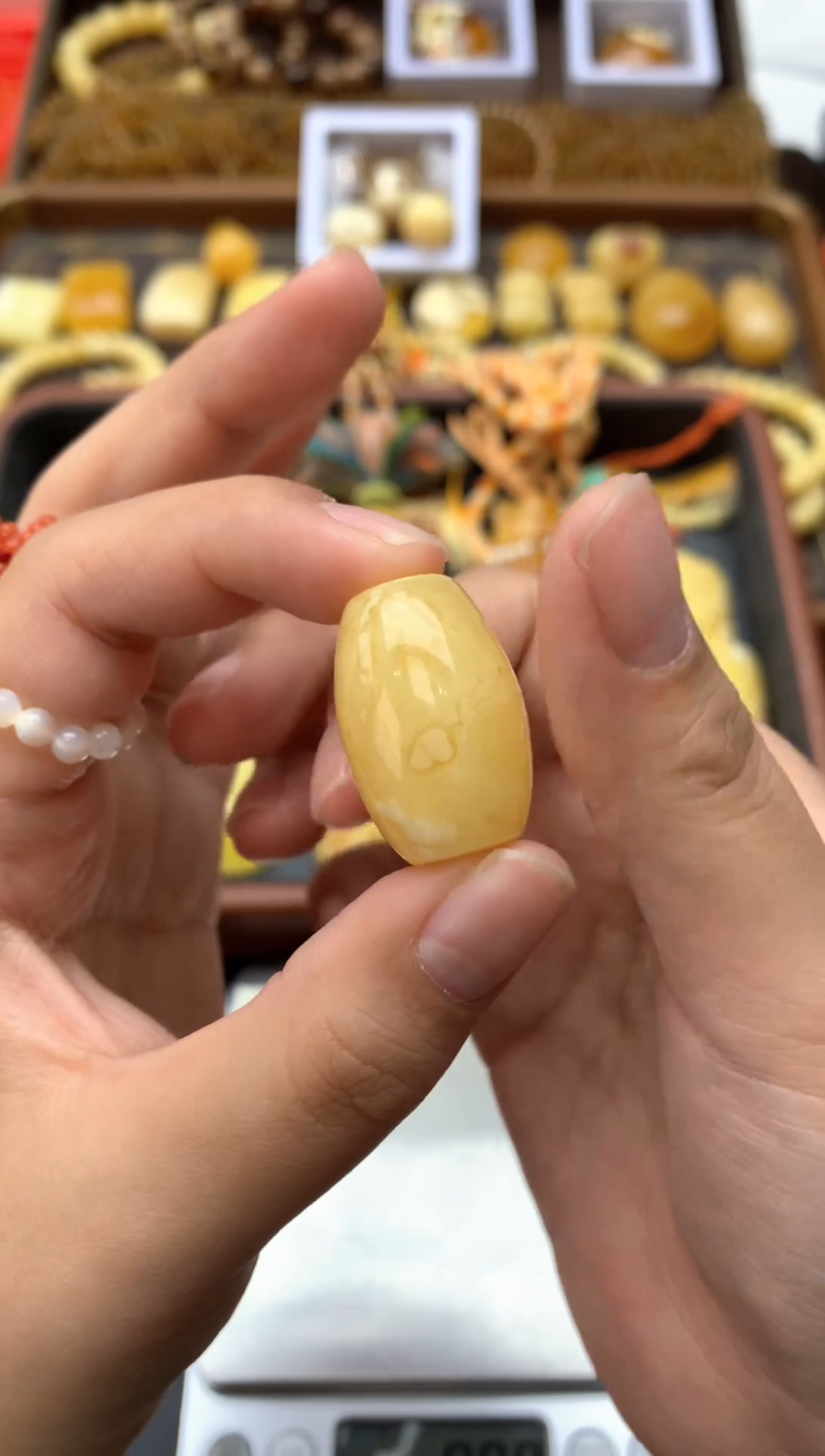 【闪购商品】琥珀珠宝奇石未镶嵌025琥珀蜜蜡花粉有纹小坑介意勿拍