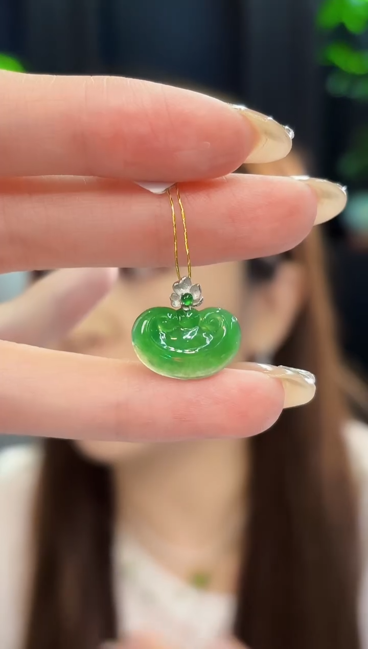 翡翠18K金镶嵌颈饰 缅料A货/支持复检/一件