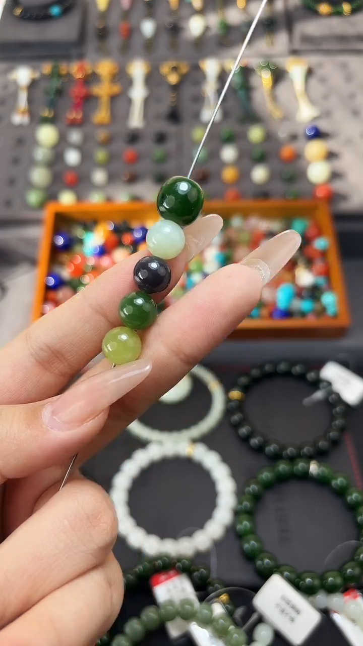 未镶嵌和田玉挂件老***中五连珠