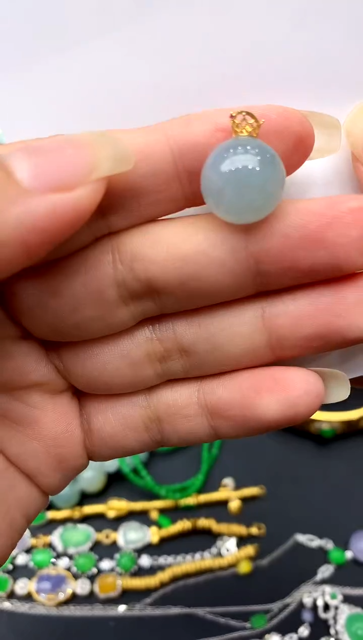 翡翠18K金镶嵌颈饰33-中国好珍宝