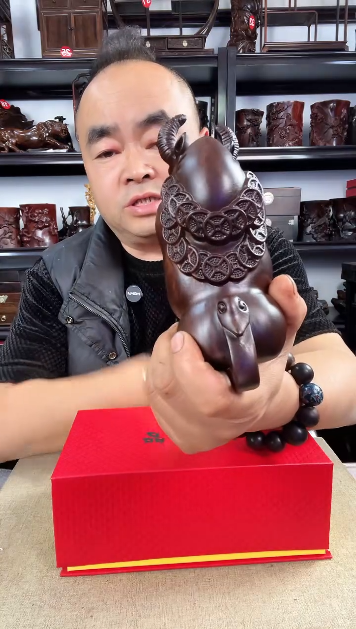 木老李红木工艺品526瑕疵