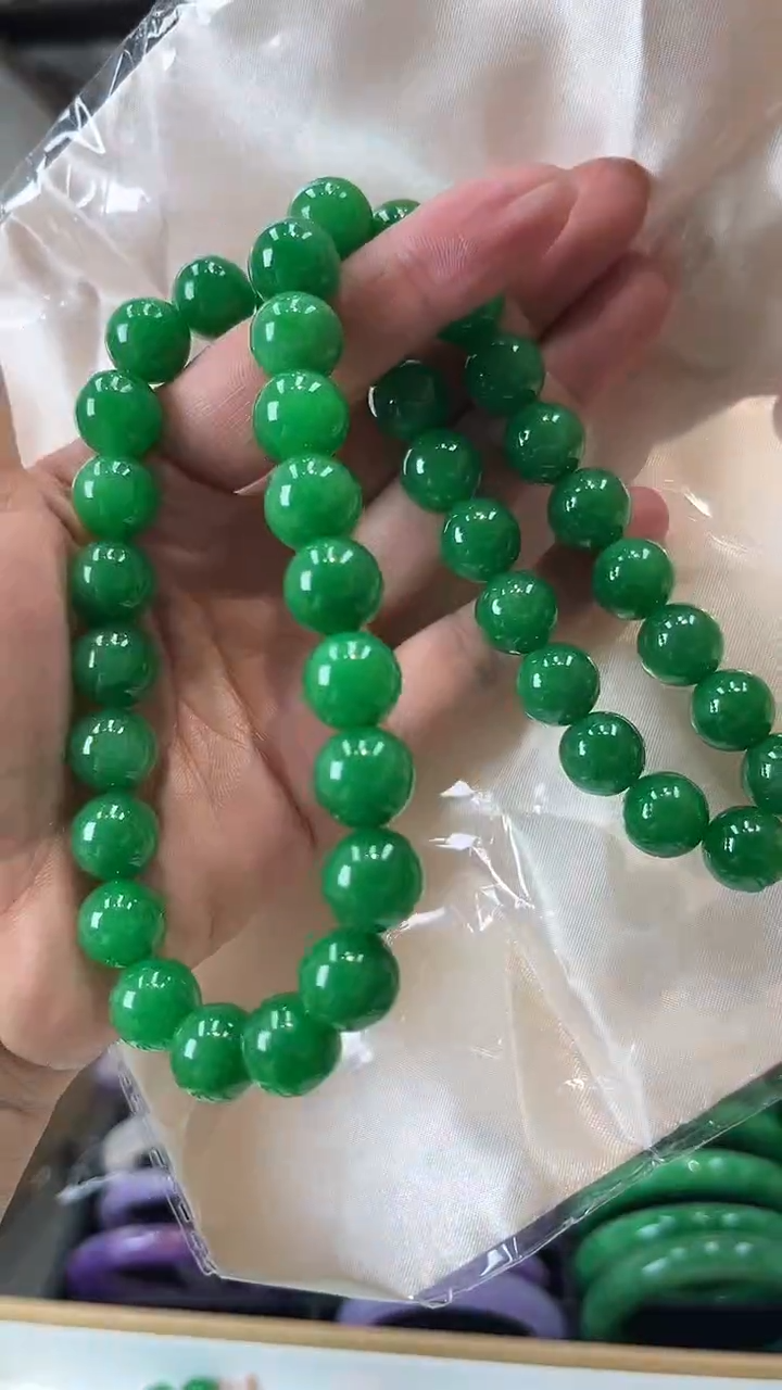 【闪购商品】砖雕闪68 辣阳绿项链