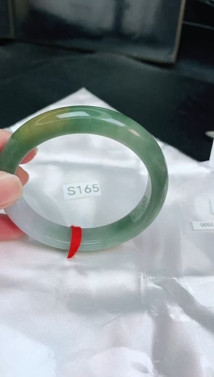 【闪购商品】翡翠手镯未镶嵌缅甸天然A货翡翠手镯