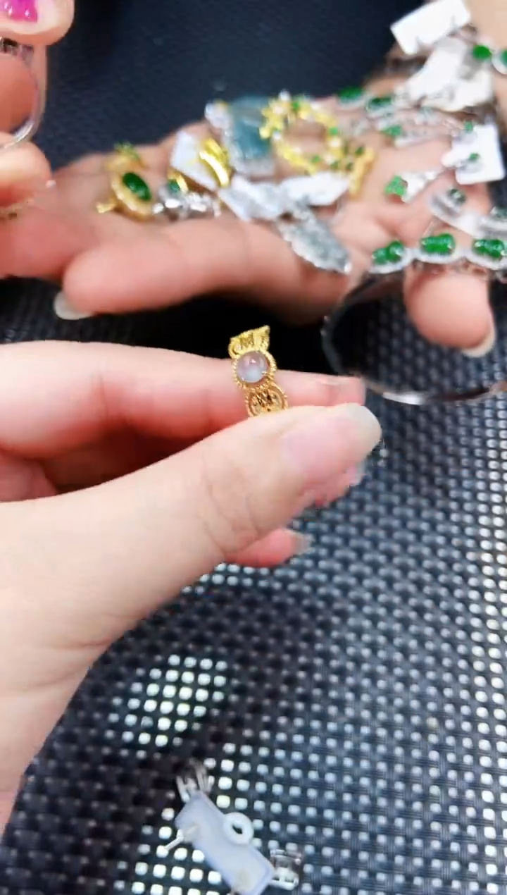 【闪购商品】翡翠戒指未镶嵌111111111