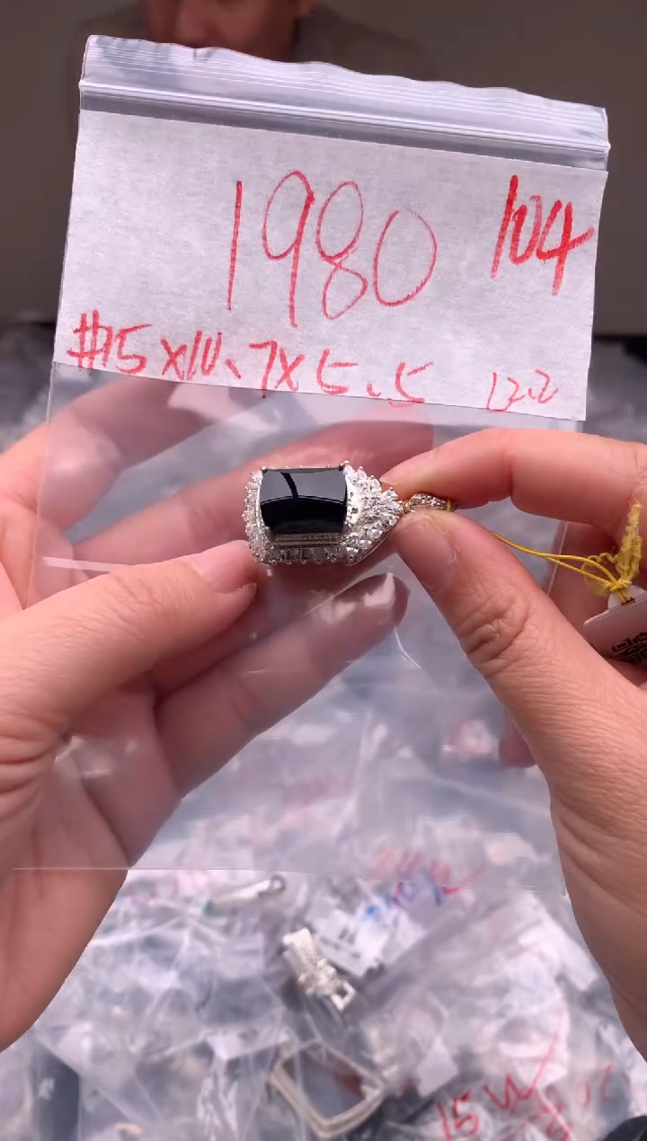 【闪购商品】定制翡翠未镶嵌毛货需精细抛光拍一发一