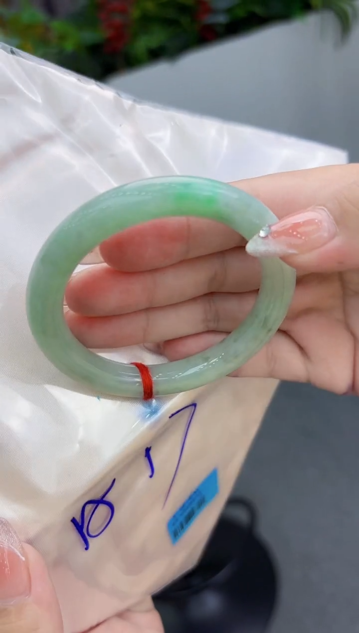 【闪购商品】翡翠手镯未镶嵌翡翠手镯