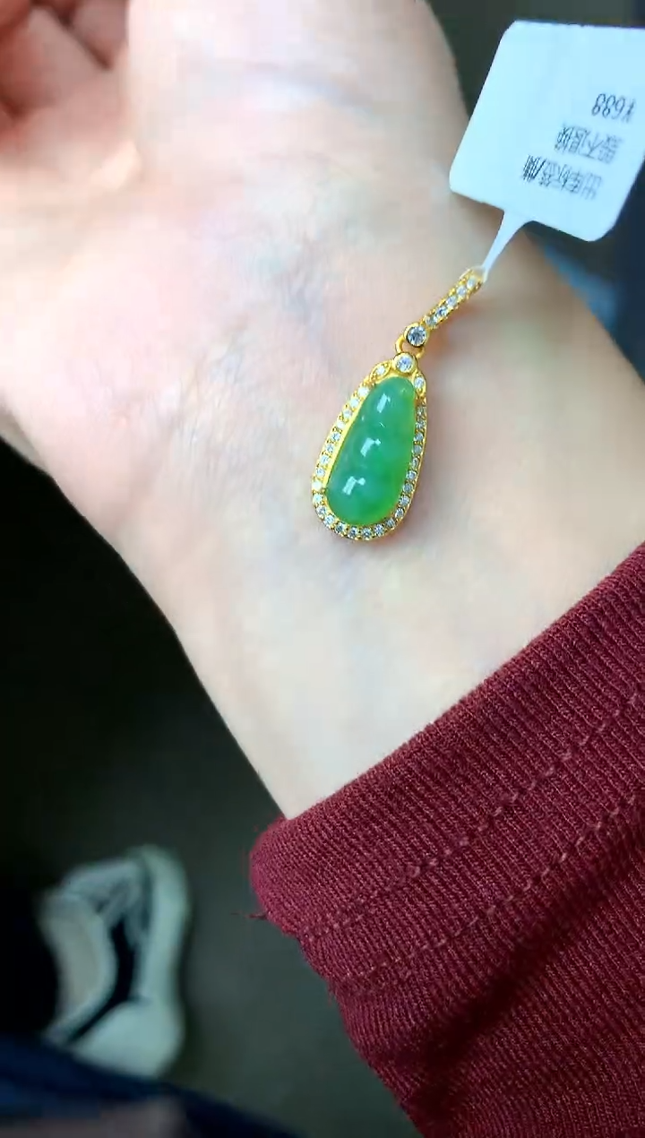 颈饰银S925镶嵌翡翠天然A货翡翠