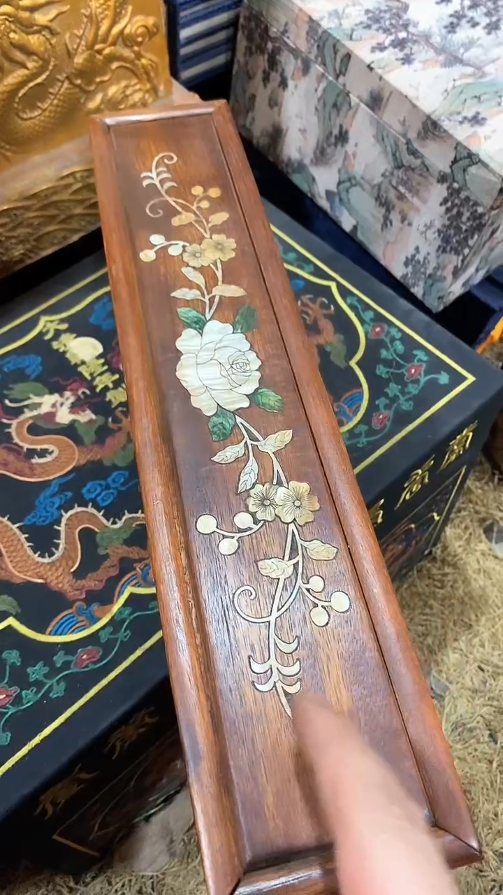 木 盒-------（晓晓甄选）