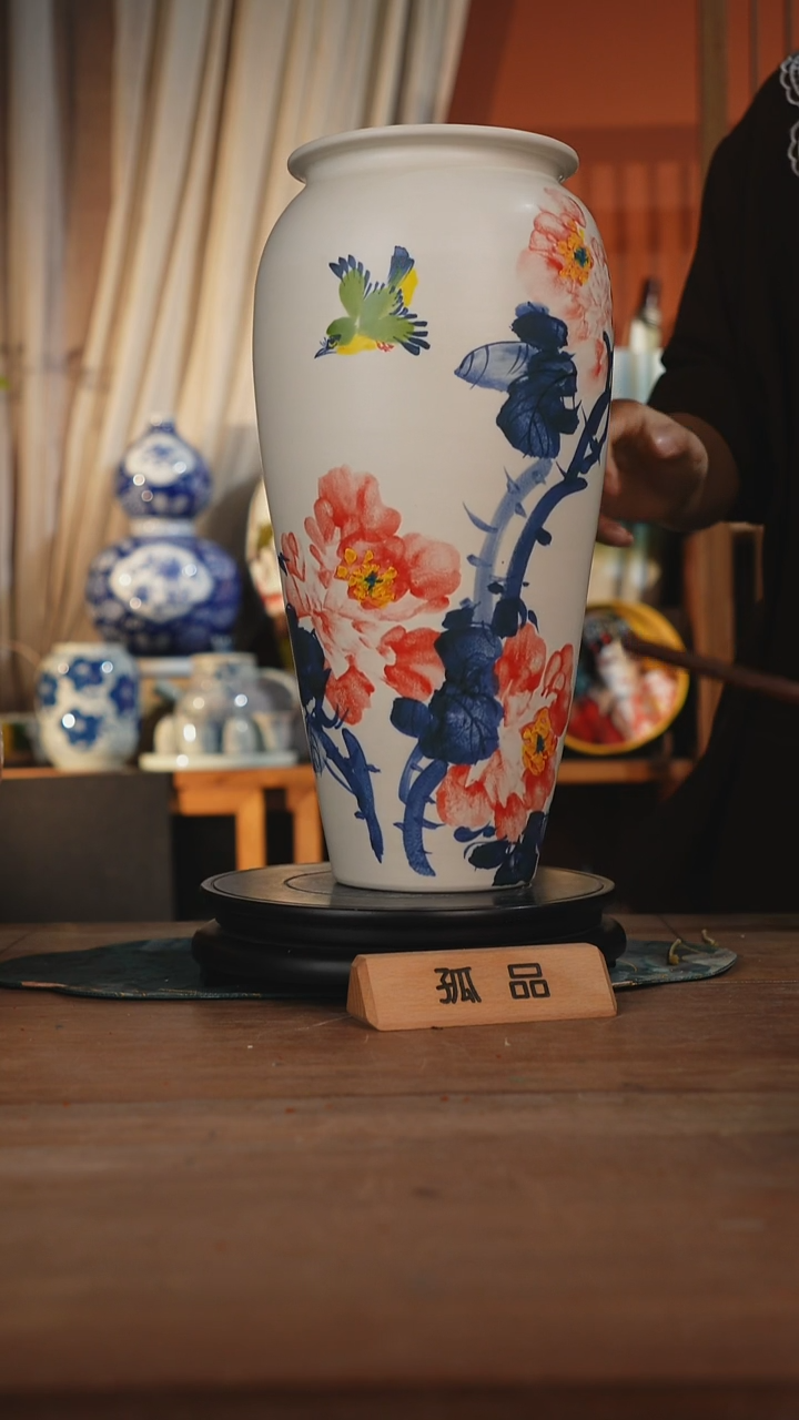 瓶景德镇设计师釉下手绘陶瓷花瓶