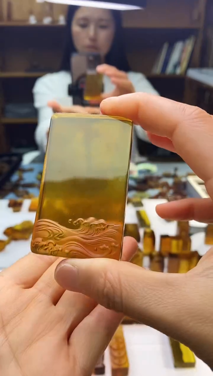 琥珀颈饰未镶嵌SN84-35（风生水起）