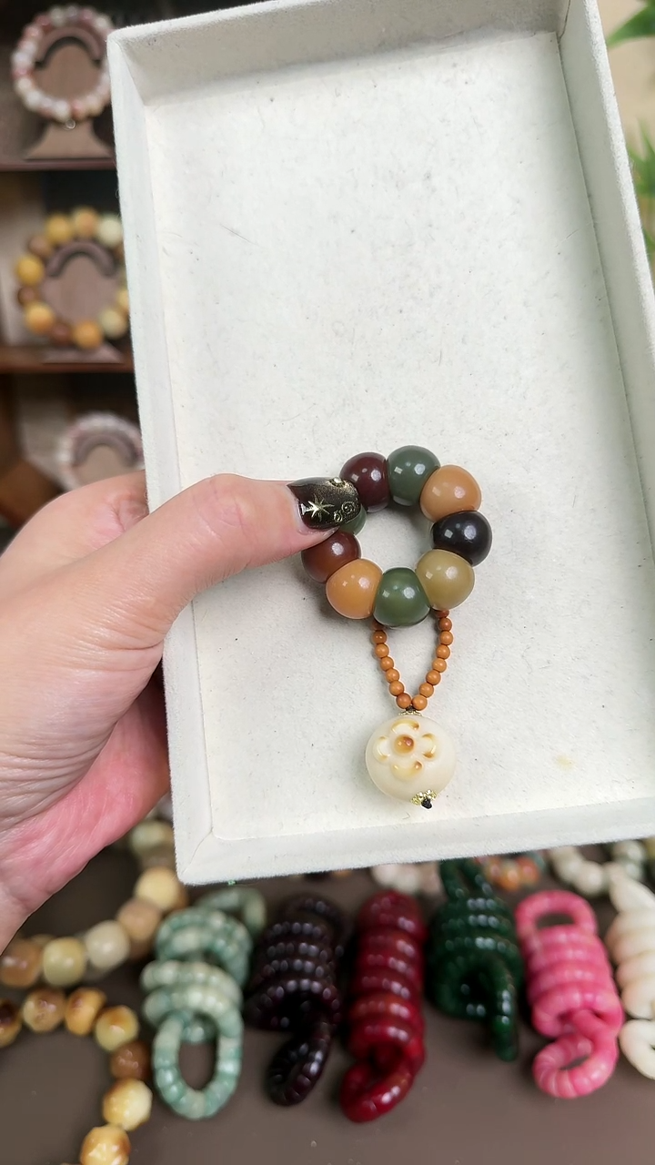 吊坠菩提根/象牙果敦煌柿子手捻（默认微瑕）花皮换掉