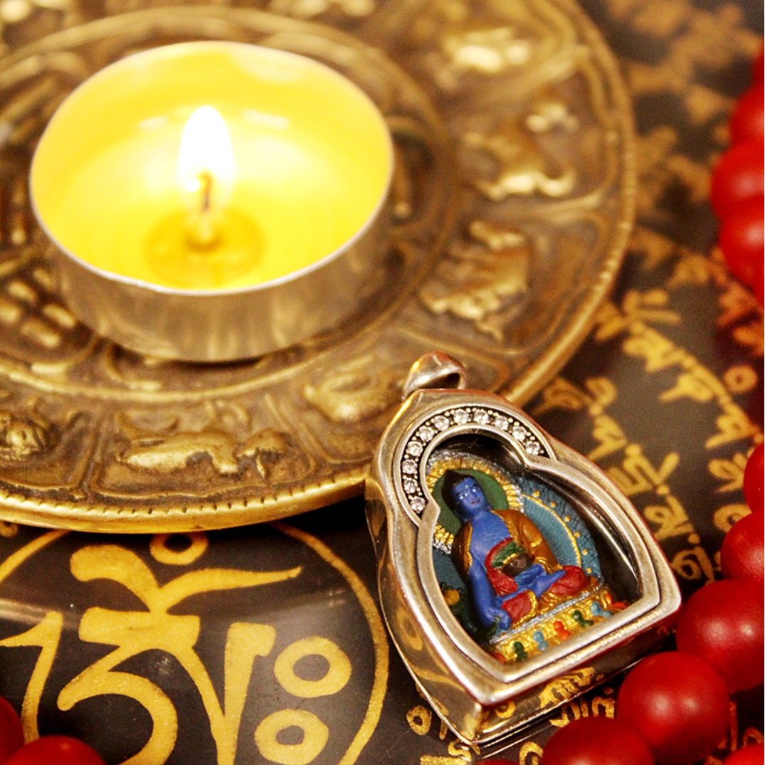 吊坠925银玻璃 藏地精品药师佛手绘小擦擦