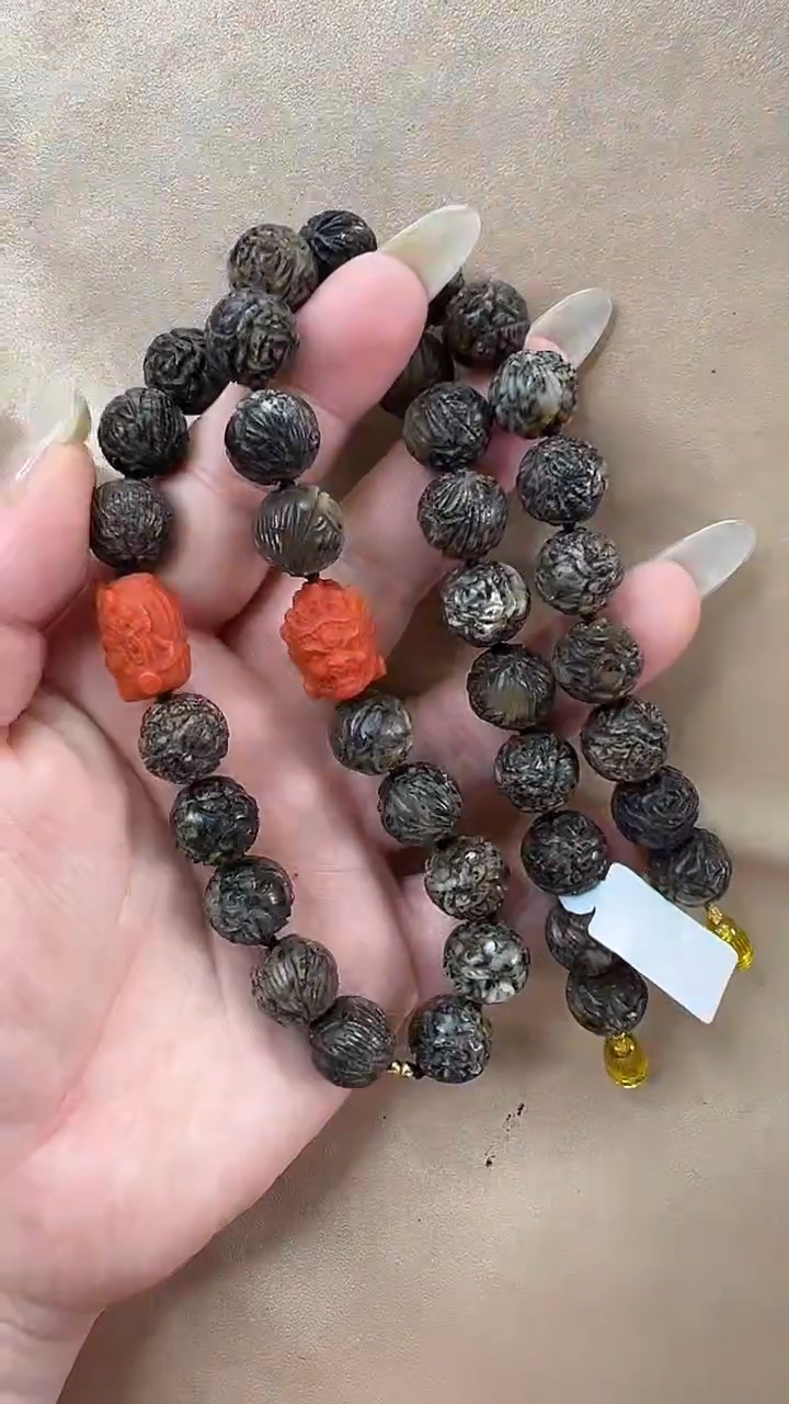 琥珀颈饰未镶嵌项链