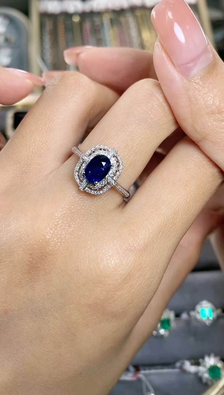 【闪购商品】蓝宝石戒指18K金镶嵌18K金镶嵌蓝宝石戒指