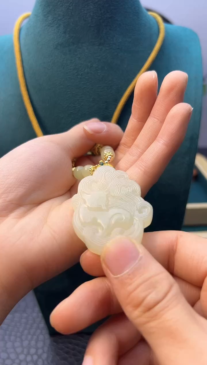 【闪购商品】和田玉颈饰14K金镶嵌XXXXXXXXXXXXXX