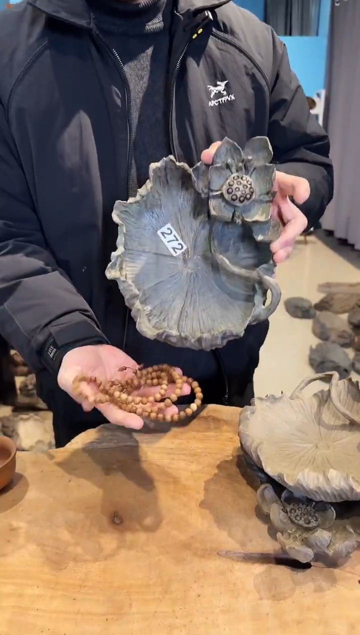 木272号乌木金丝楠果盘+0.8手串