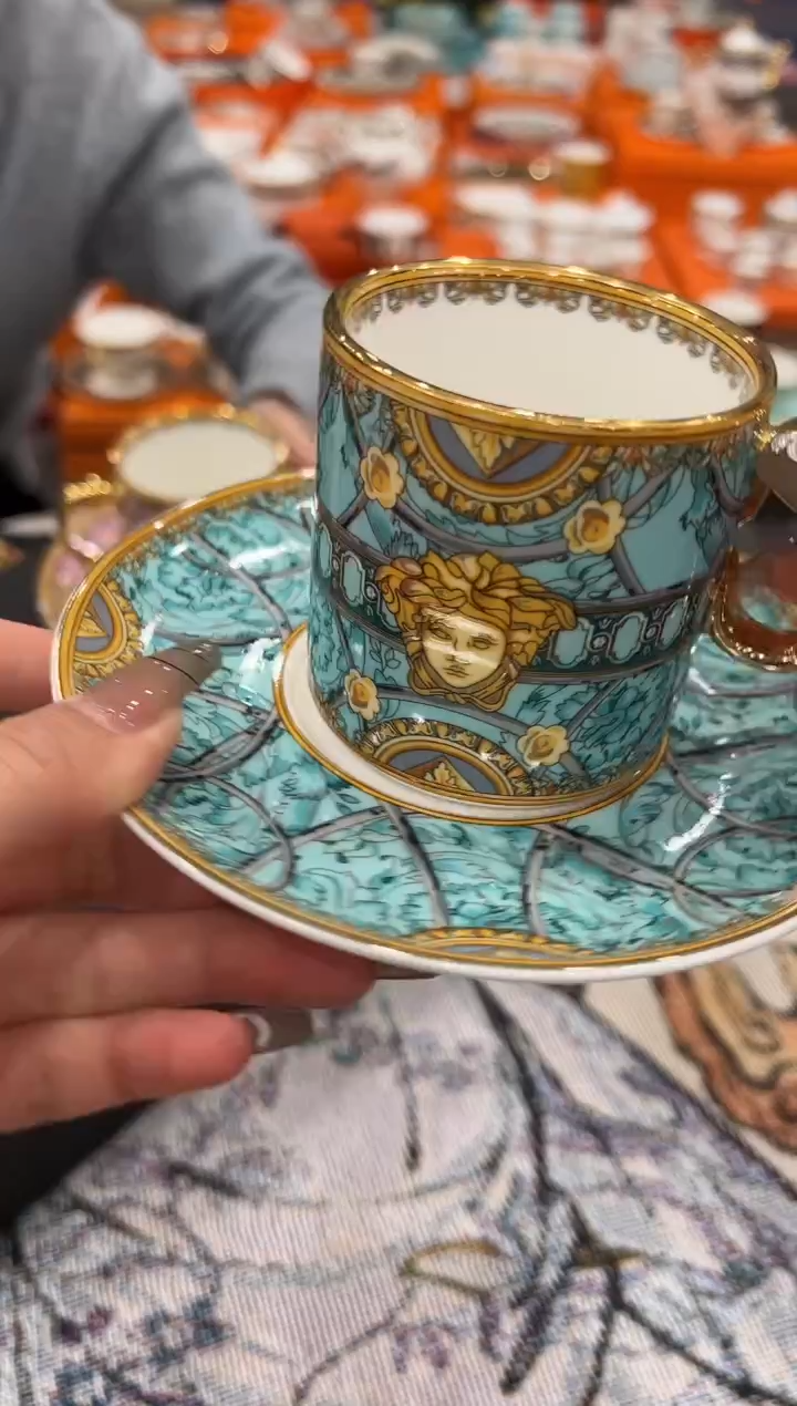 【闪购商品】杯H615--------------