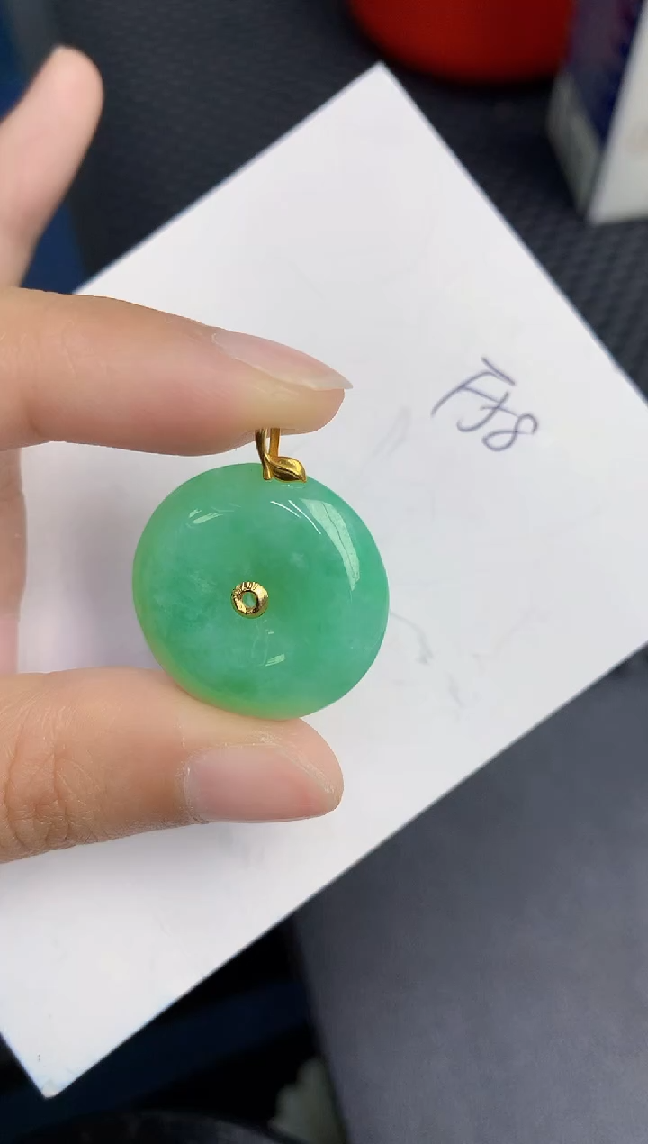 【闪购商品】翡翠颈饰18K金镶嵌000000000