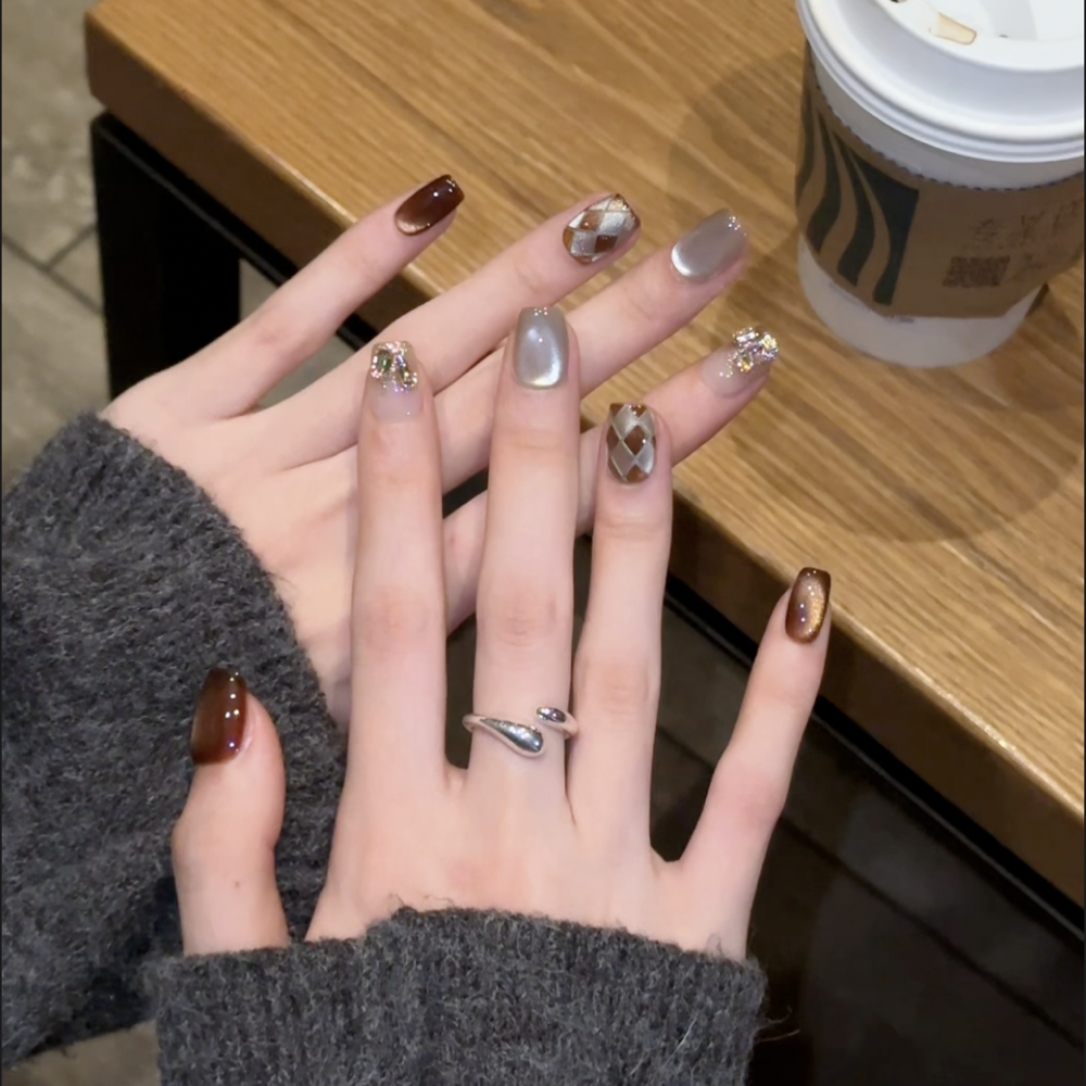 格子小姐 显白氛围感 中短穿戴甲纯手工 猫眼  春夏新美甲穿戴甲