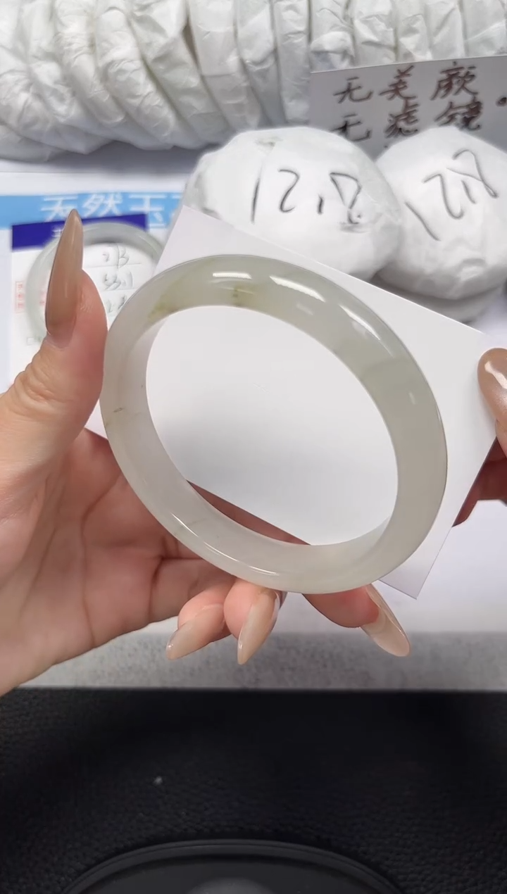 未镶嵌手镯石英岩玉274-61/62