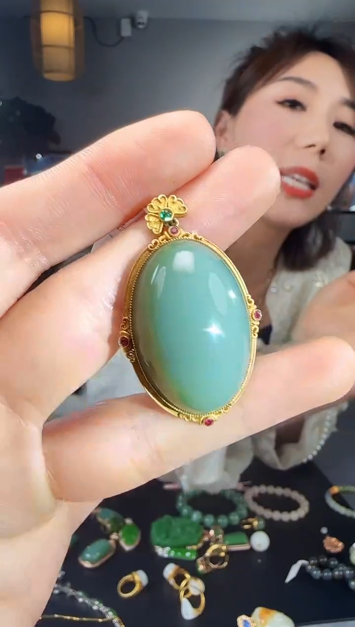 【闪购商品】和田玉吊坠(不含链)18K金镶嵌1