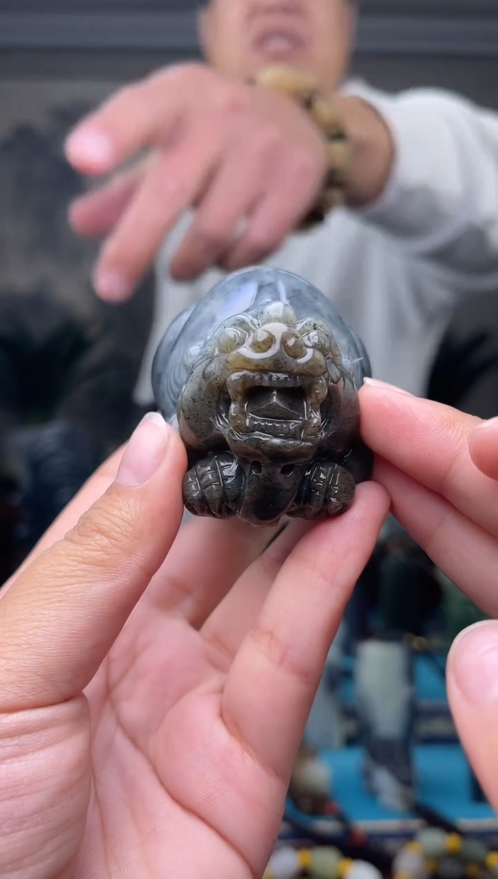 未镶嵌和田玉挂件1