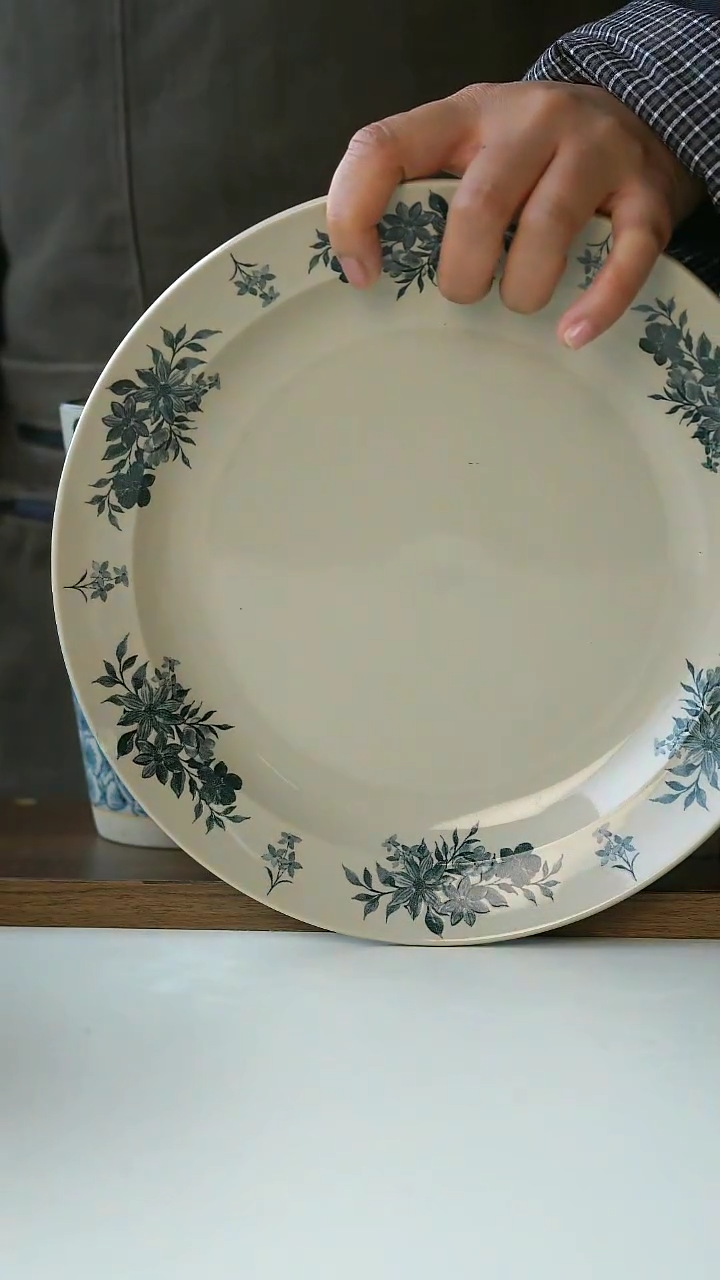 【闪购商品】陶瓷瑕中古复刻蓝绿花主菜盘@4-2@