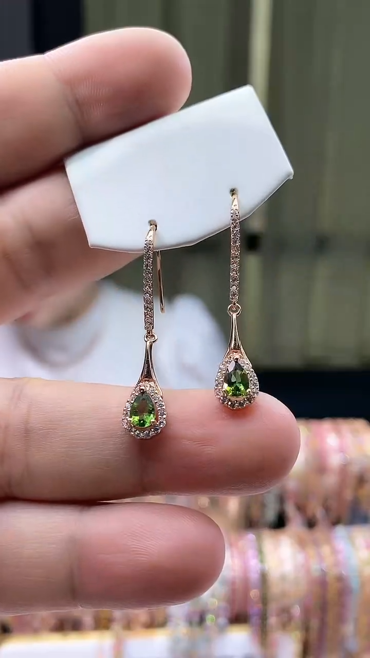 【闪购商品】碧玺耳钩银S925镶嵌34534345354