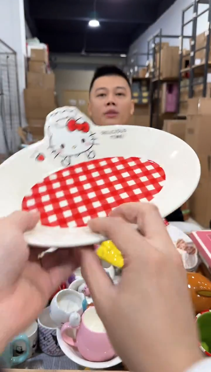 瓷片原盒kt猫红格子餐盘