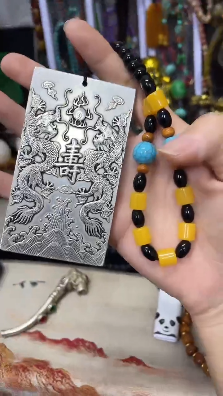 摆件主播推荐如图所示