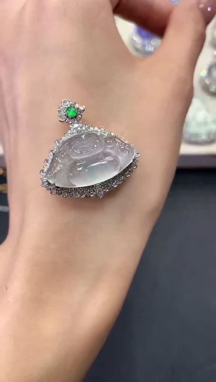 【闪购商品】翡翠吊坠(不含链)18K金镶嵌w17     