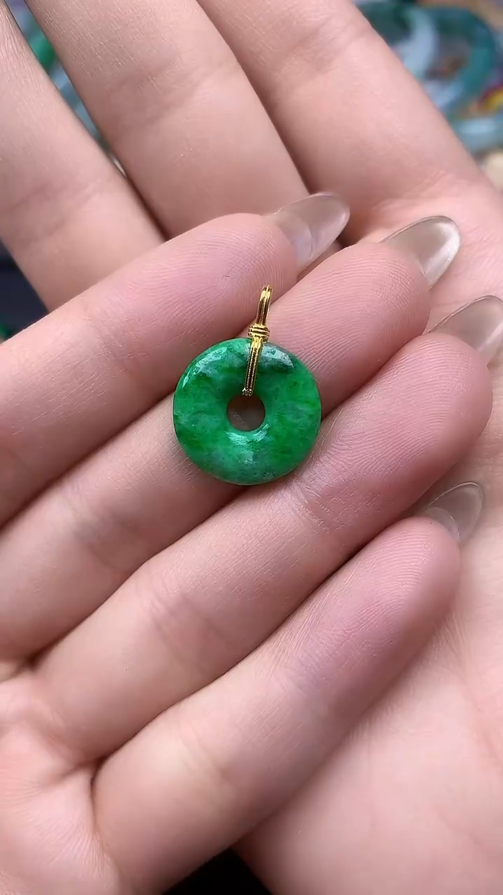 【闪购商品】翡翠颈饰18K金镶嵌 颈饰