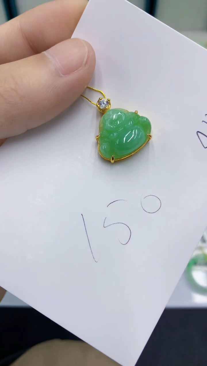 颈饰未镶嵌翡翠翡翠