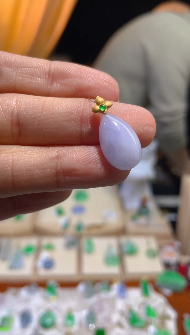【闪购商品】翡翠颈饰18K金镶嵌假一赔三