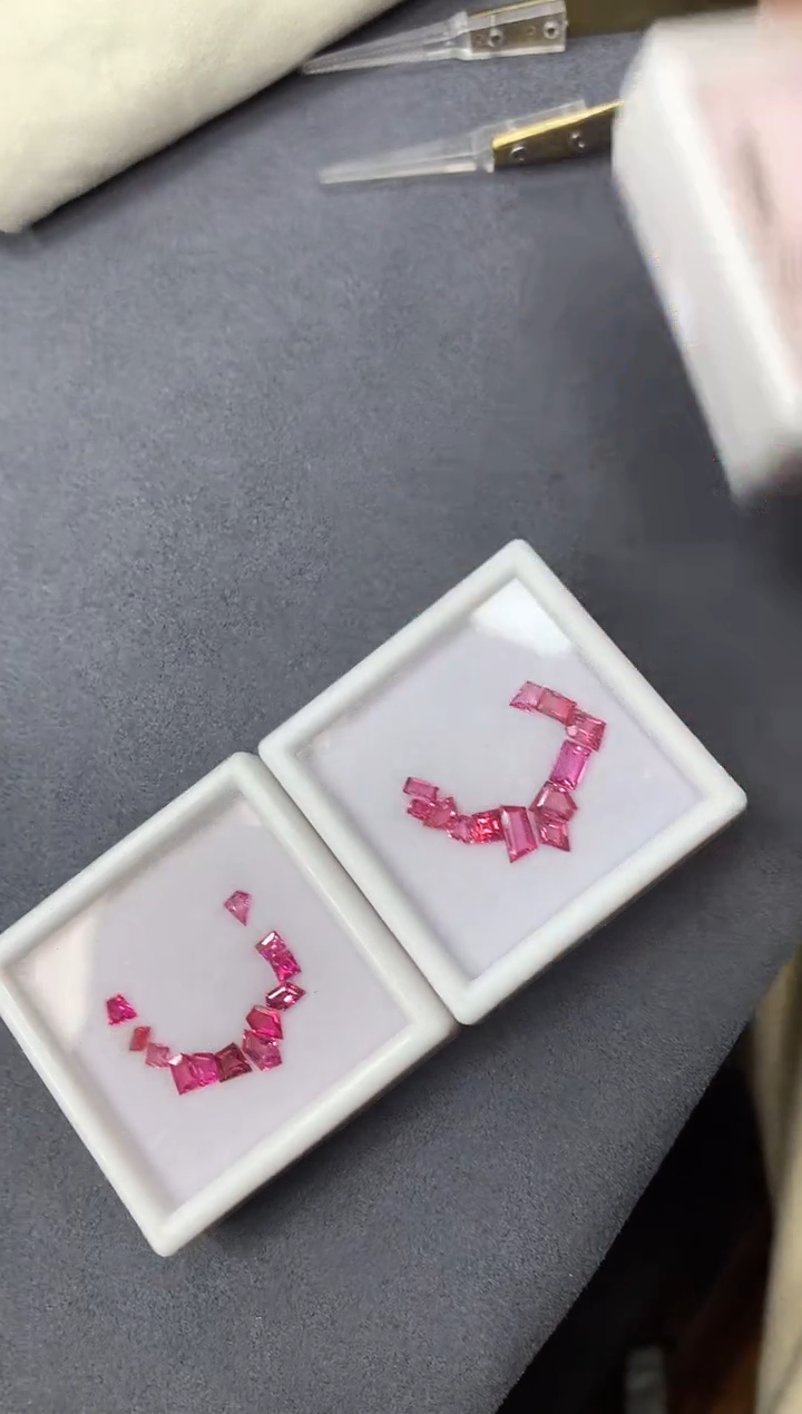 【闪购商品】尖晶石裸石未镶嵌多样性发货一组12粒