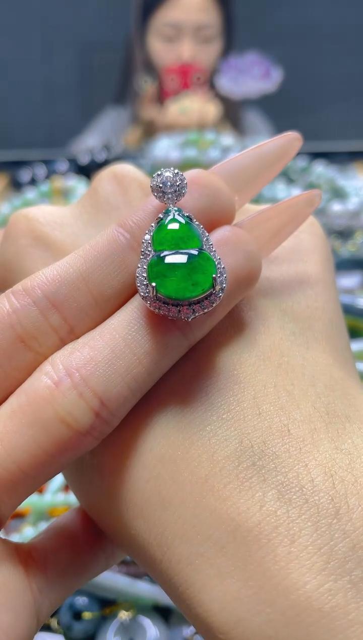 颈饰未镶嵌翡翠/Y/翡翠A货，一件也是批发价