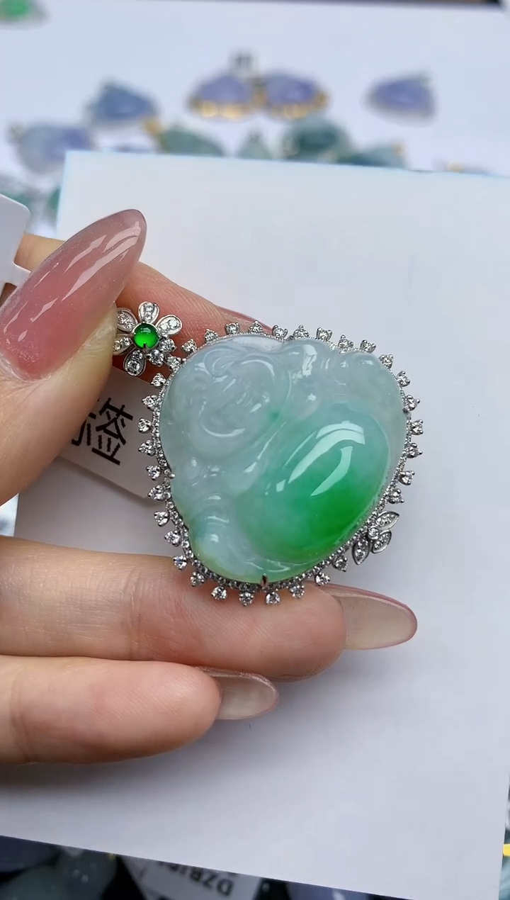 【闪购商品】翡翠挂件18K金镶嵌天然翡翠A货