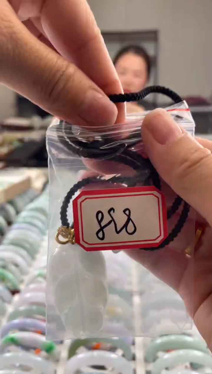 颈饰未镶嵌翡翠多样性发一