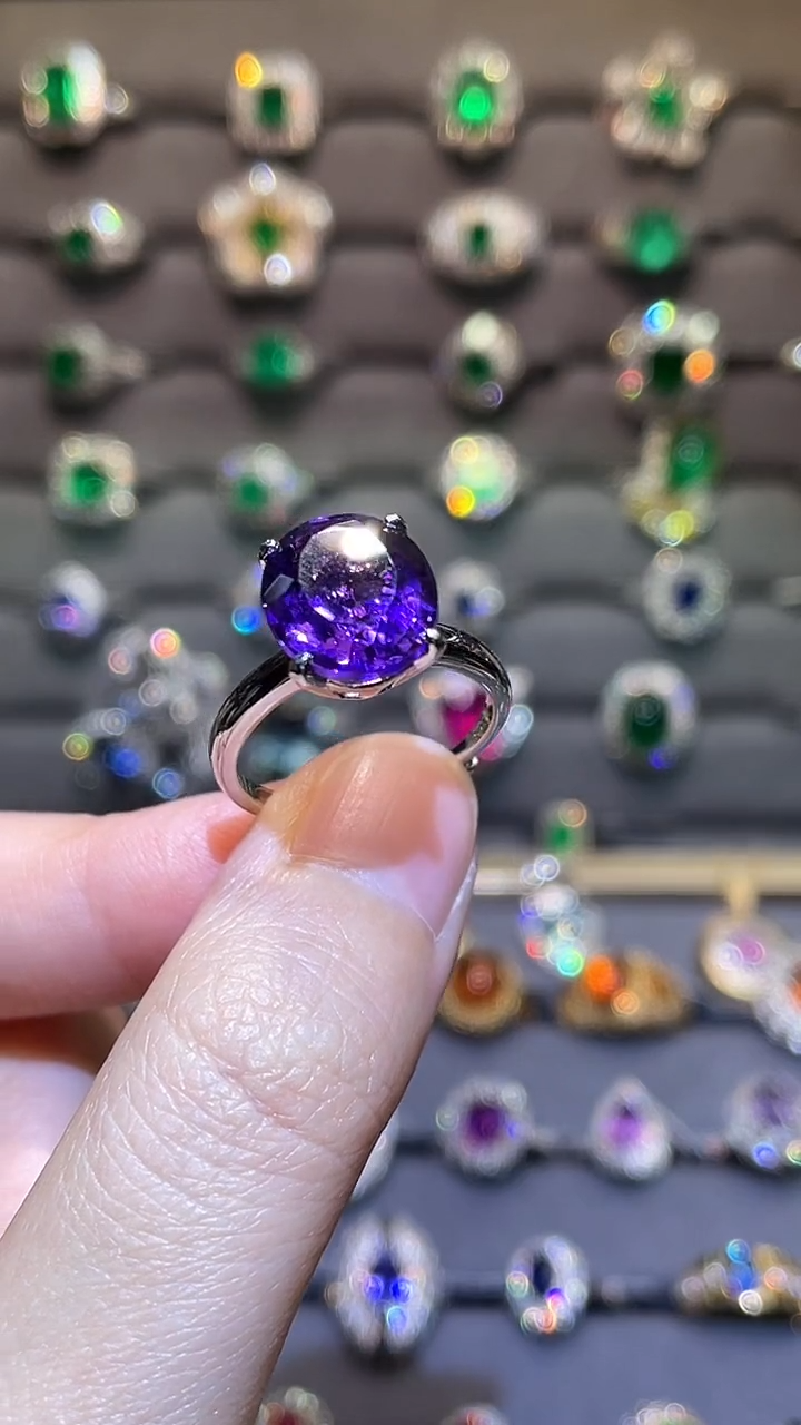 紫晶戒指18K金镶嵌紫水晶5ct