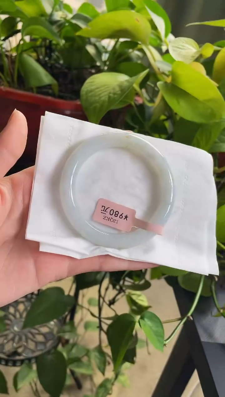 【闪购商品】翡翠手镯未镶嵌28手镯