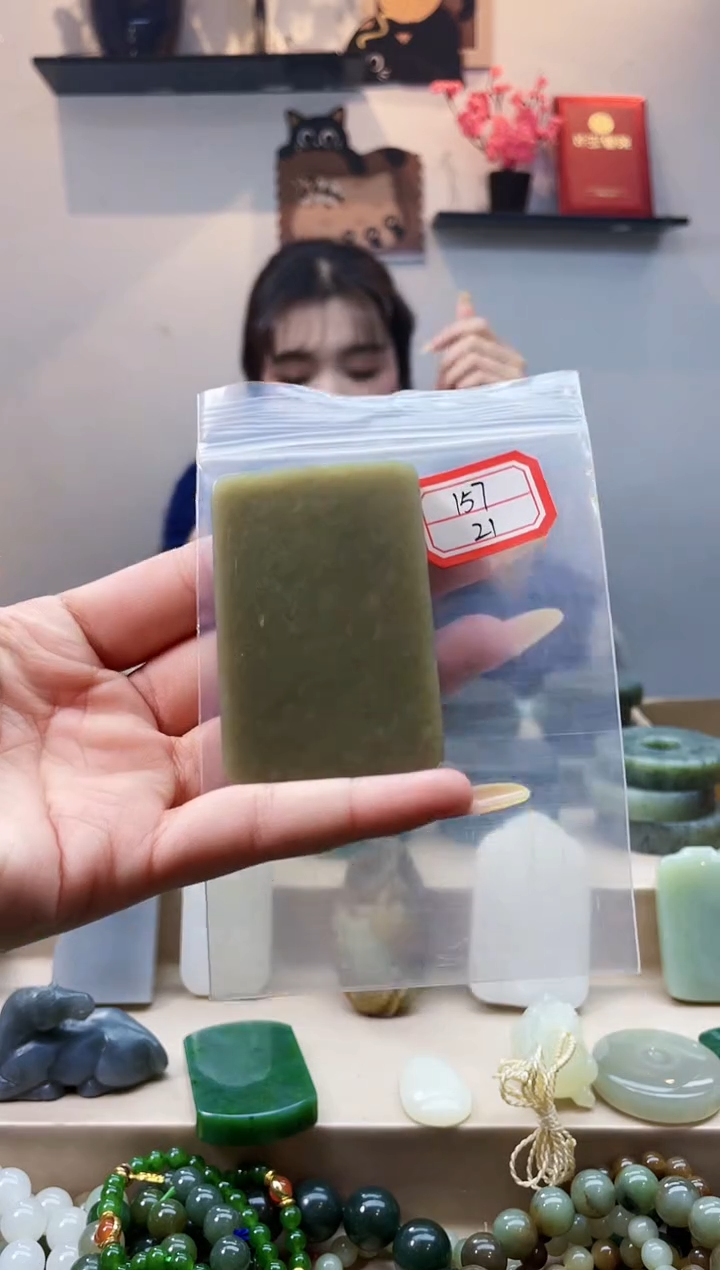 未镶嵌和田玉挂件1