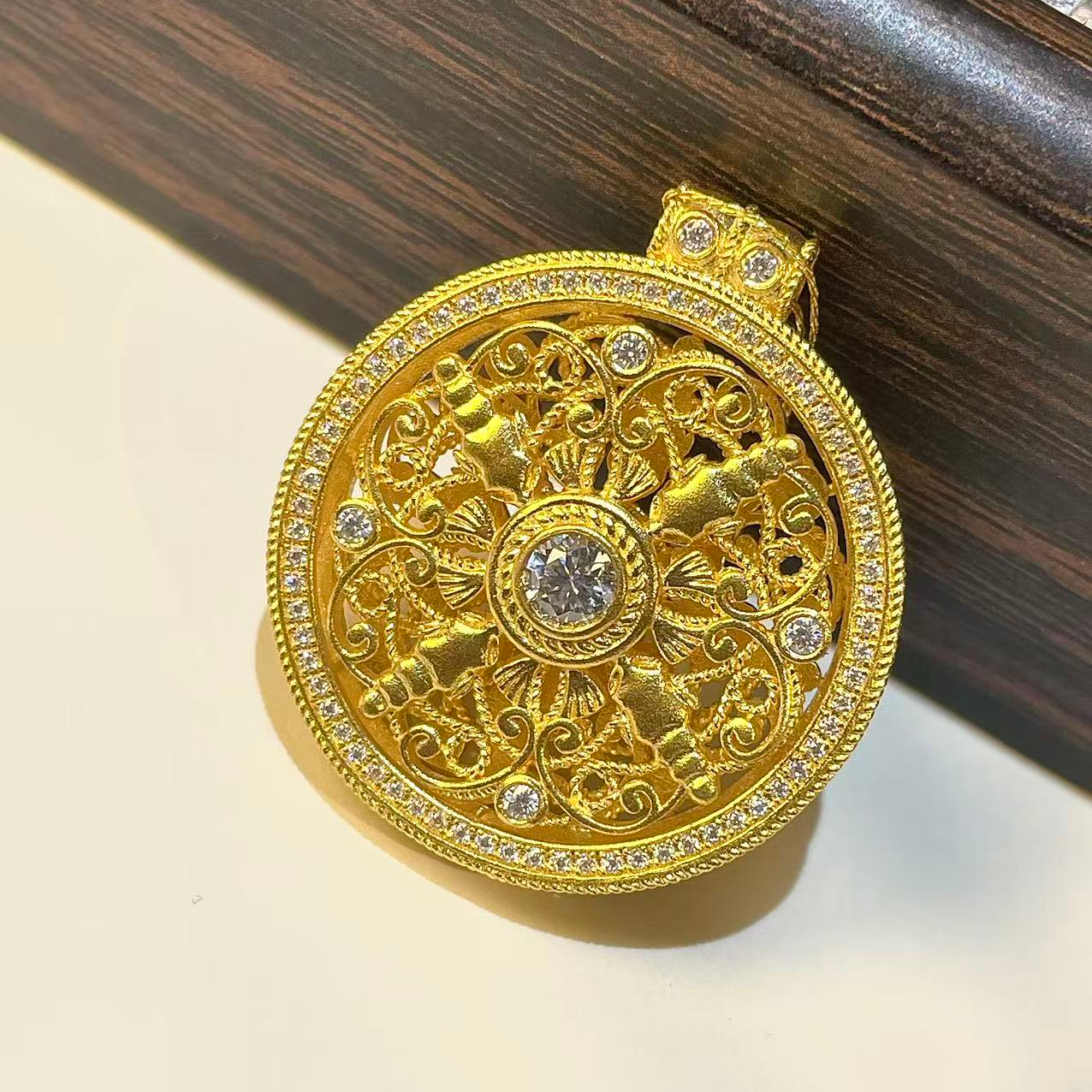黄金999足金古法镶嵌金刚杵罗盘吊坠