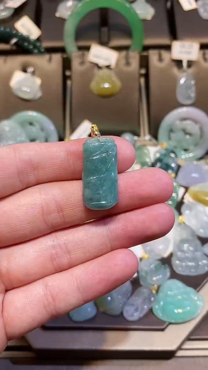 【闪购商品】翡翠颈饰未镶嵌纯天然A货翡翠一件